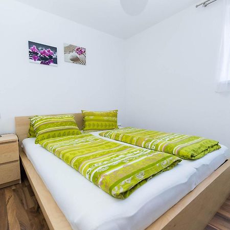 Moderne Souterrainwohnung Crikvenica Eksteriør billede