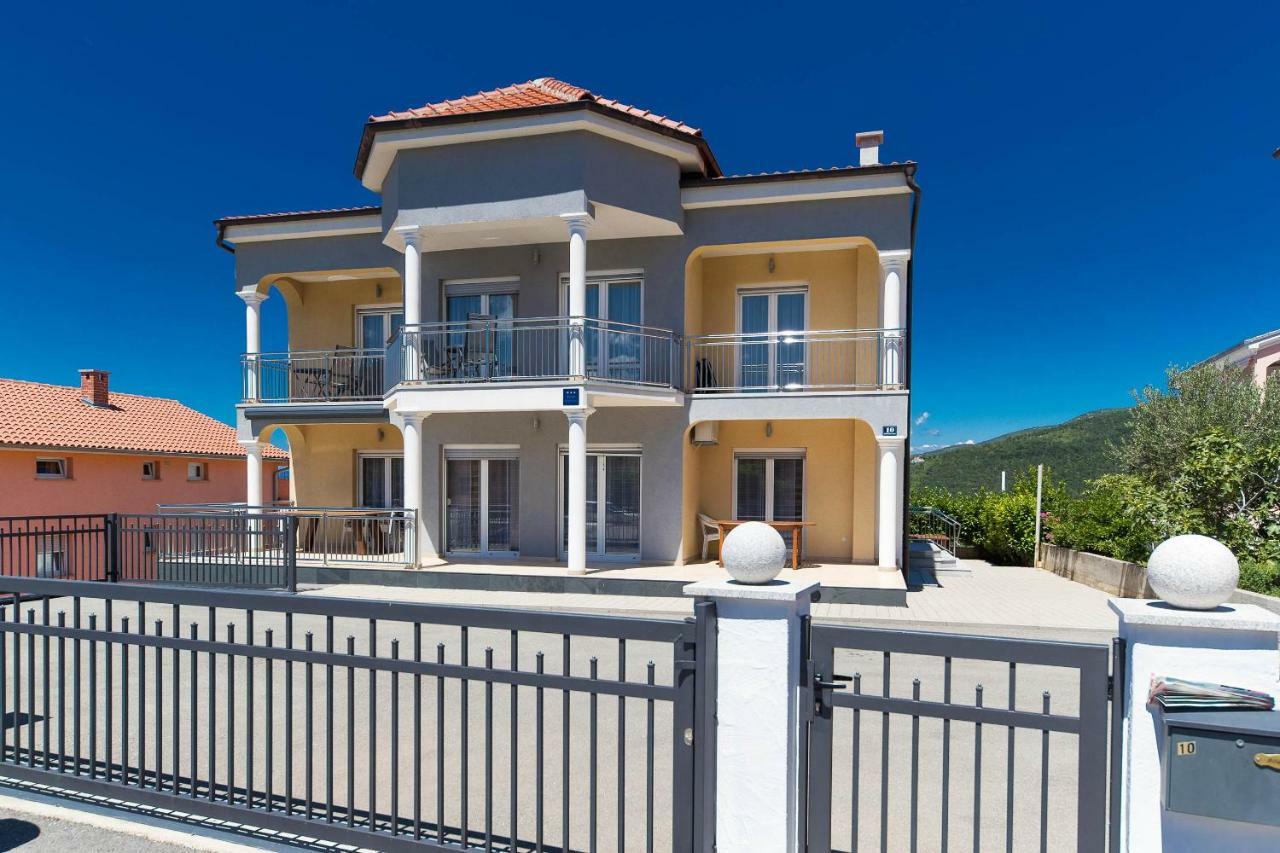 Moderne Souterrainwohnung Crikvenica Eksteriør billede