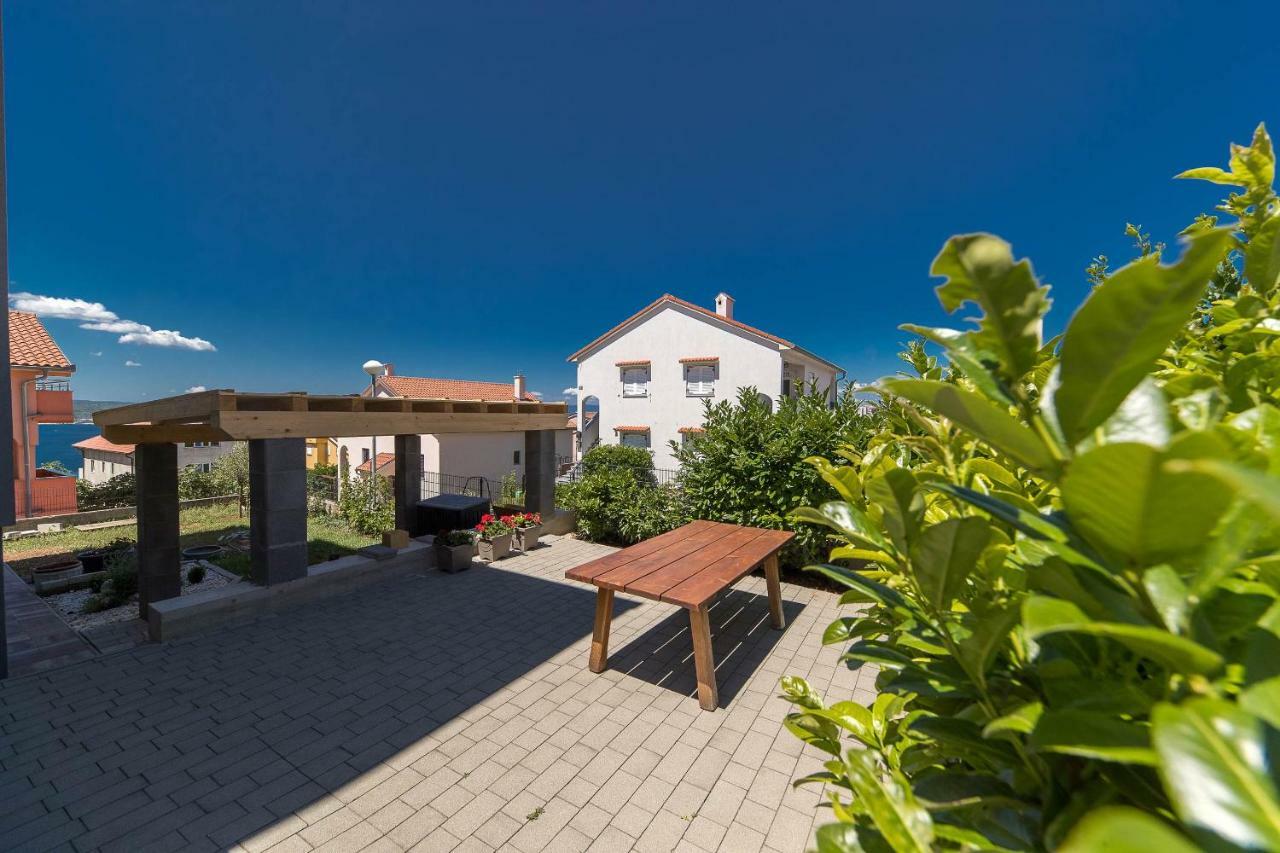 Moderne Souterrainwohnung Crikvenica Eksteriør billede